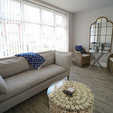 Twelve Apartments Blackpool Exterior photo