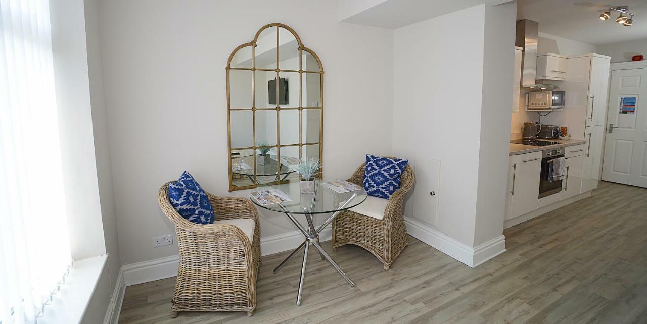 Twelve Apartments Blackpool Exterior photo