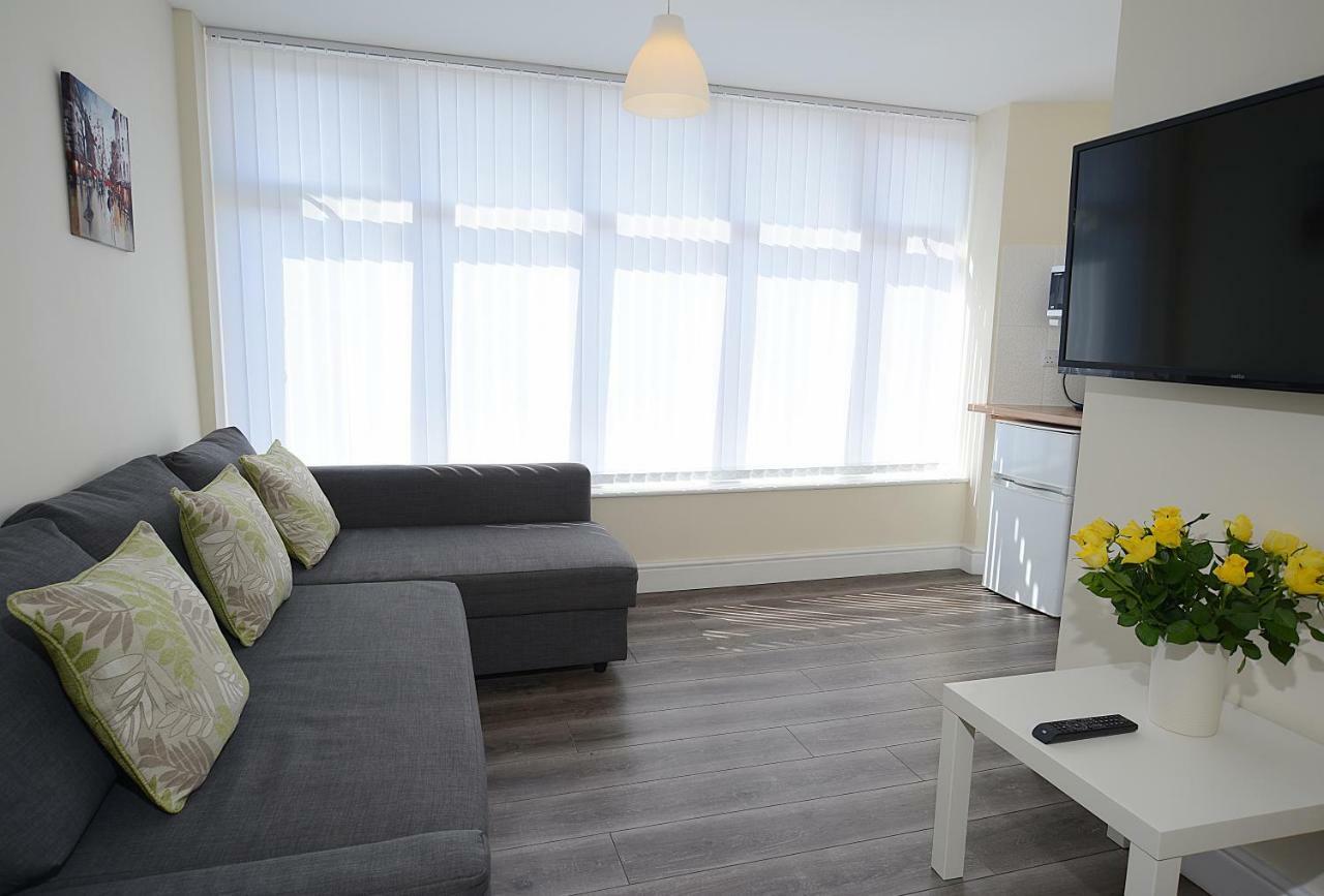 Twelve Apartments Blackpool Exterior photo
